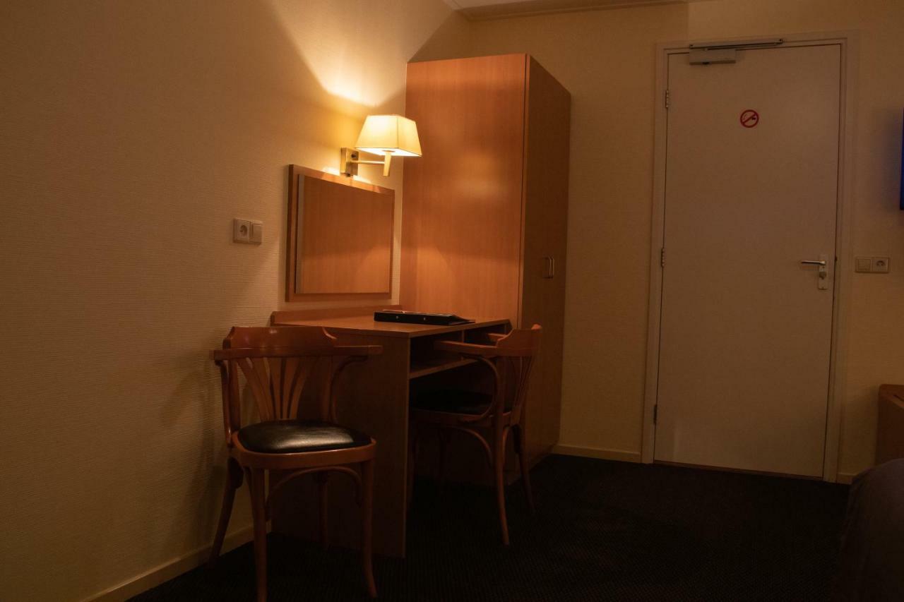 ליכטנוורדה Hotel 'T Zwaantje מראה חיצוני תמונה